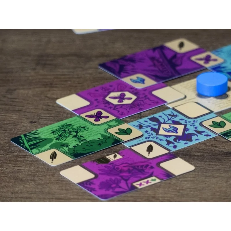 Codex Naturalis de Maldito Games en Juegos de Cartas | La Cueva Roja