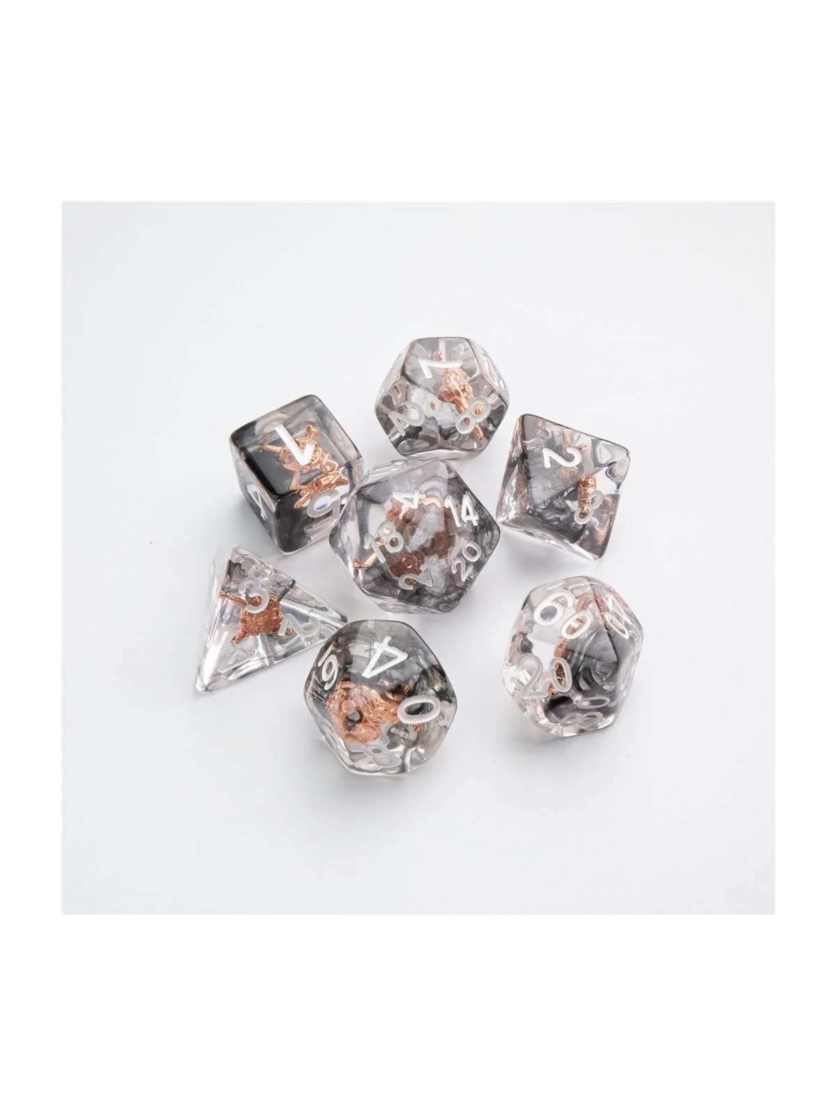 Shield & Weapons RPG Dice Set (7 pcs) de Gamegenic en Dados | La Cueva Roja