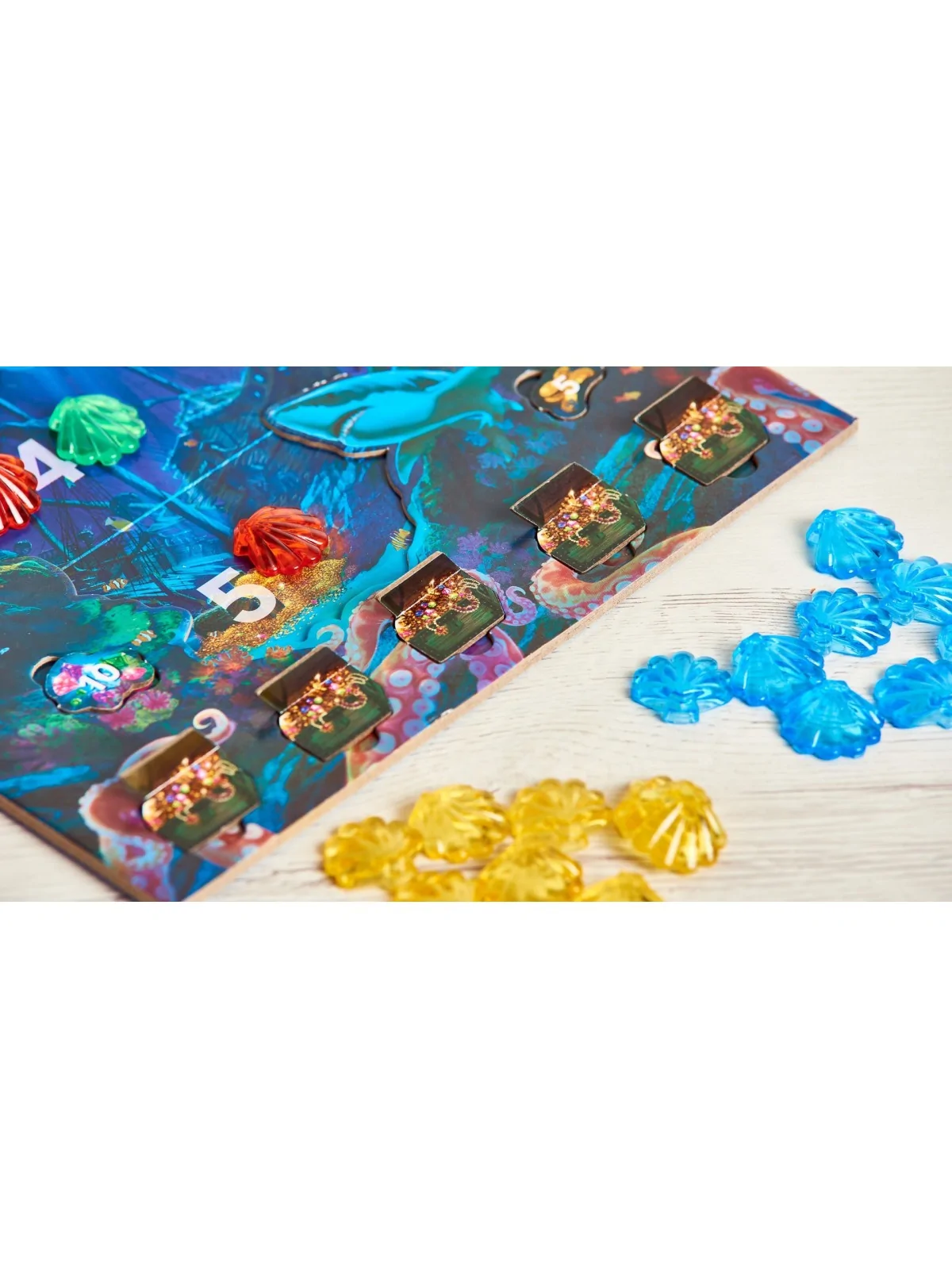 Into the Blue de Tranjis Games en Juegos de Tablero | La Cueva Roja