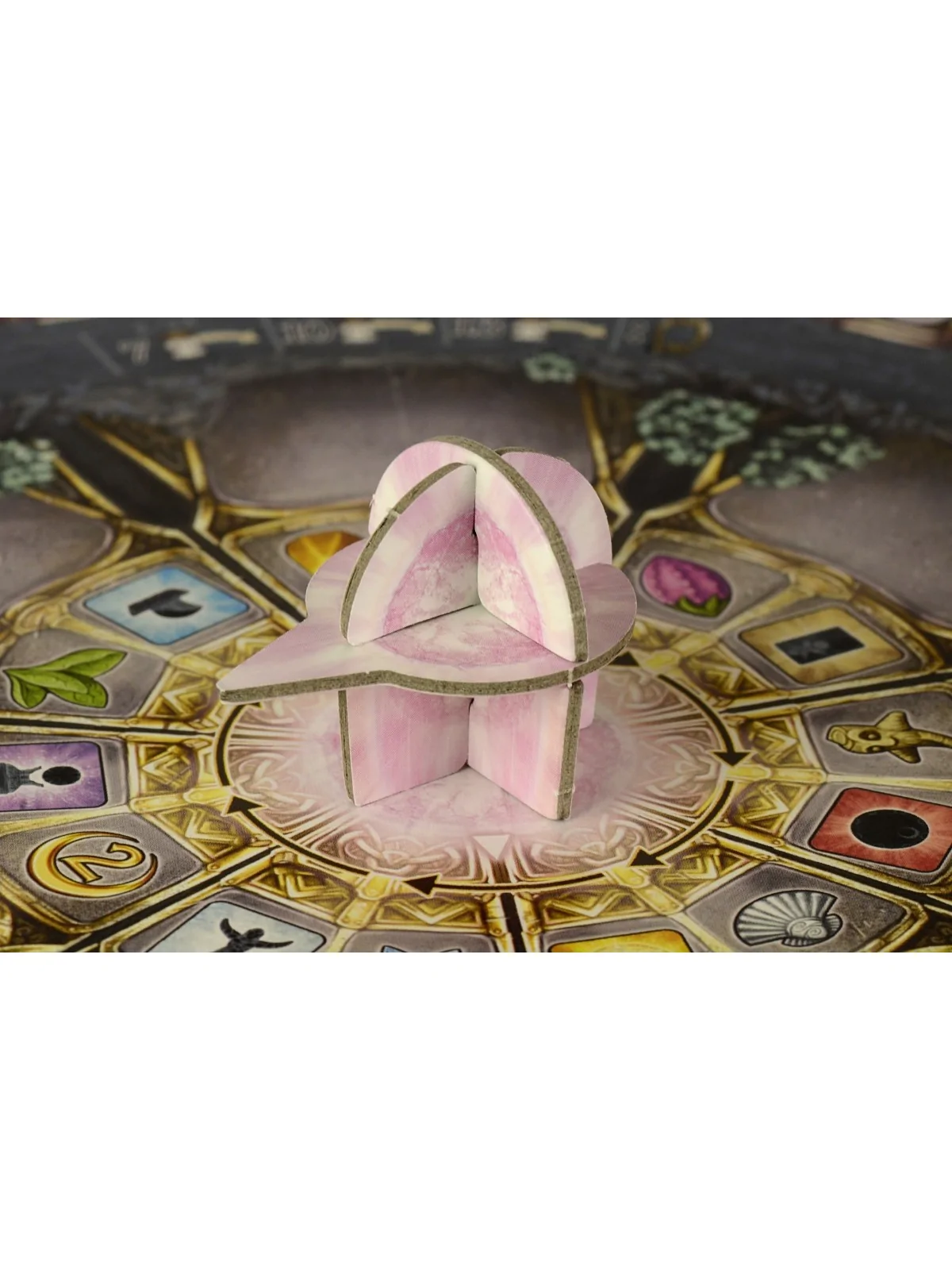 Bonfire de Maldito Games en Juegos de Tablero | La Cueva Roja
