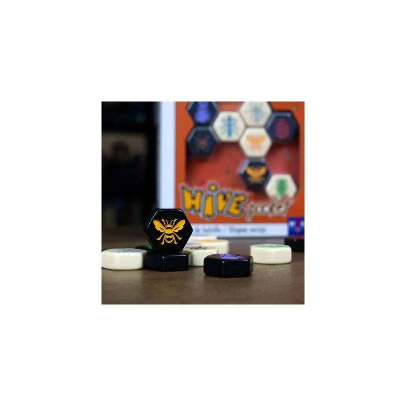 Hive Pocket de Maldito Games en Juegos de Tablero | La Cueva Roja