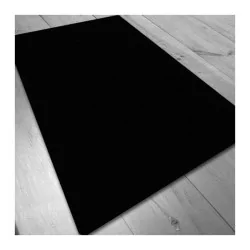 Tapete de Neopreno 140x80cm - Negro Liso de Maldito Games en Tapetes | La Cueva Roja