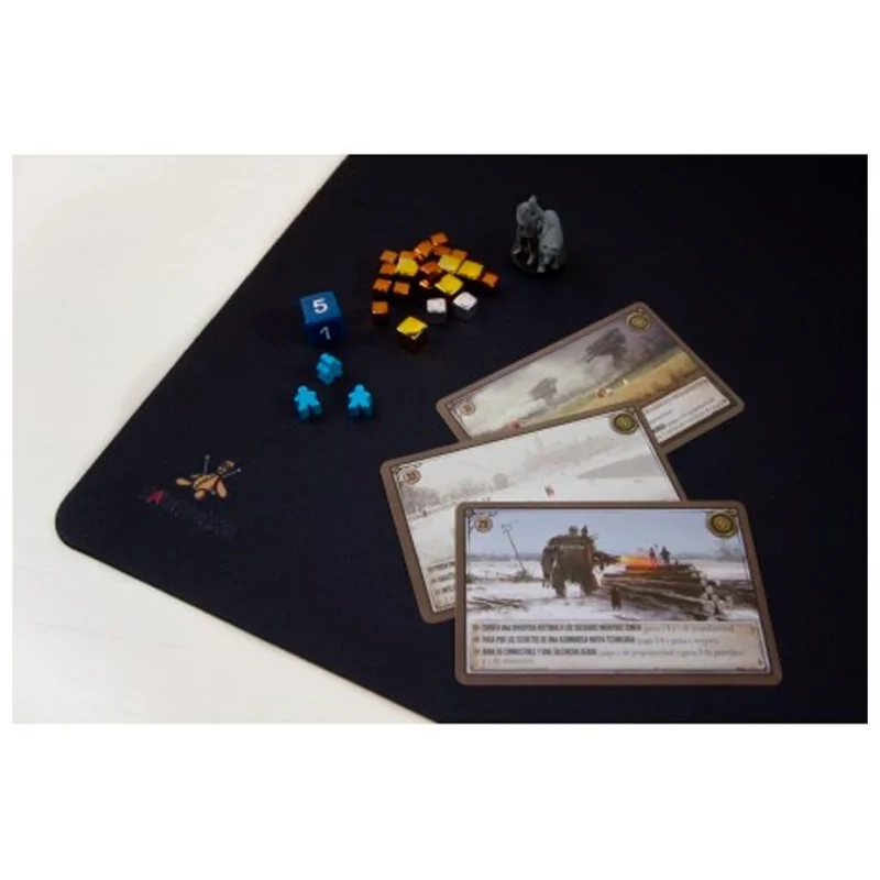 Tapete de Neopreno 140x80cm - Negro Liso de Maldito Games en Tapetes | La Cueva Roja