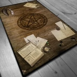 Tapete de Neopreno 150x90cm - Mesa Lovecraft de Maldito Games en Tapetes | La Cueva Roja