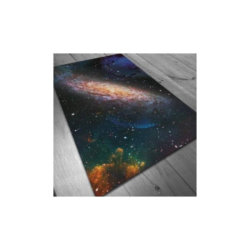 Tapete de Neopreno 150x90cm - Galaxia de Maldito Games en Tapetes | La Cueva Roja