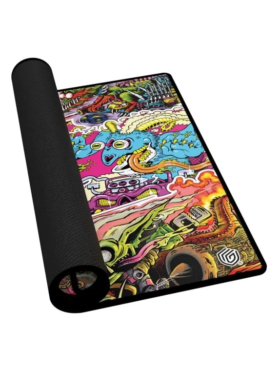 Ultimate Guard Play-Mat Magic: The Gathering Aetherdrift - Revved-Up Racers de Ultimate Guard en TAPETE | La Cueva Roja