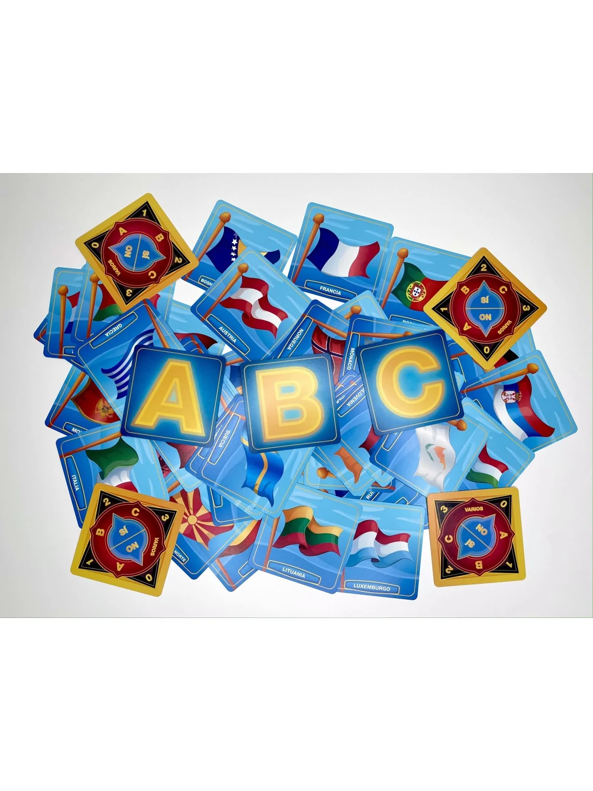 Diversion con Banderas de Atomo Games en Juegos de Cartas | La Cueva Roja