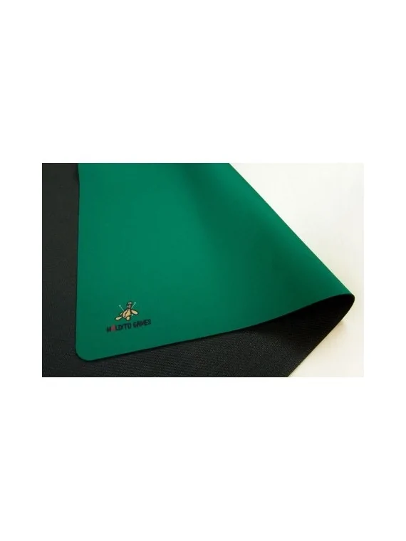 Tapete de Neopreno 150x90cm - Verde Liso de Maldito Games en Tapetes | La Cueva Roja
