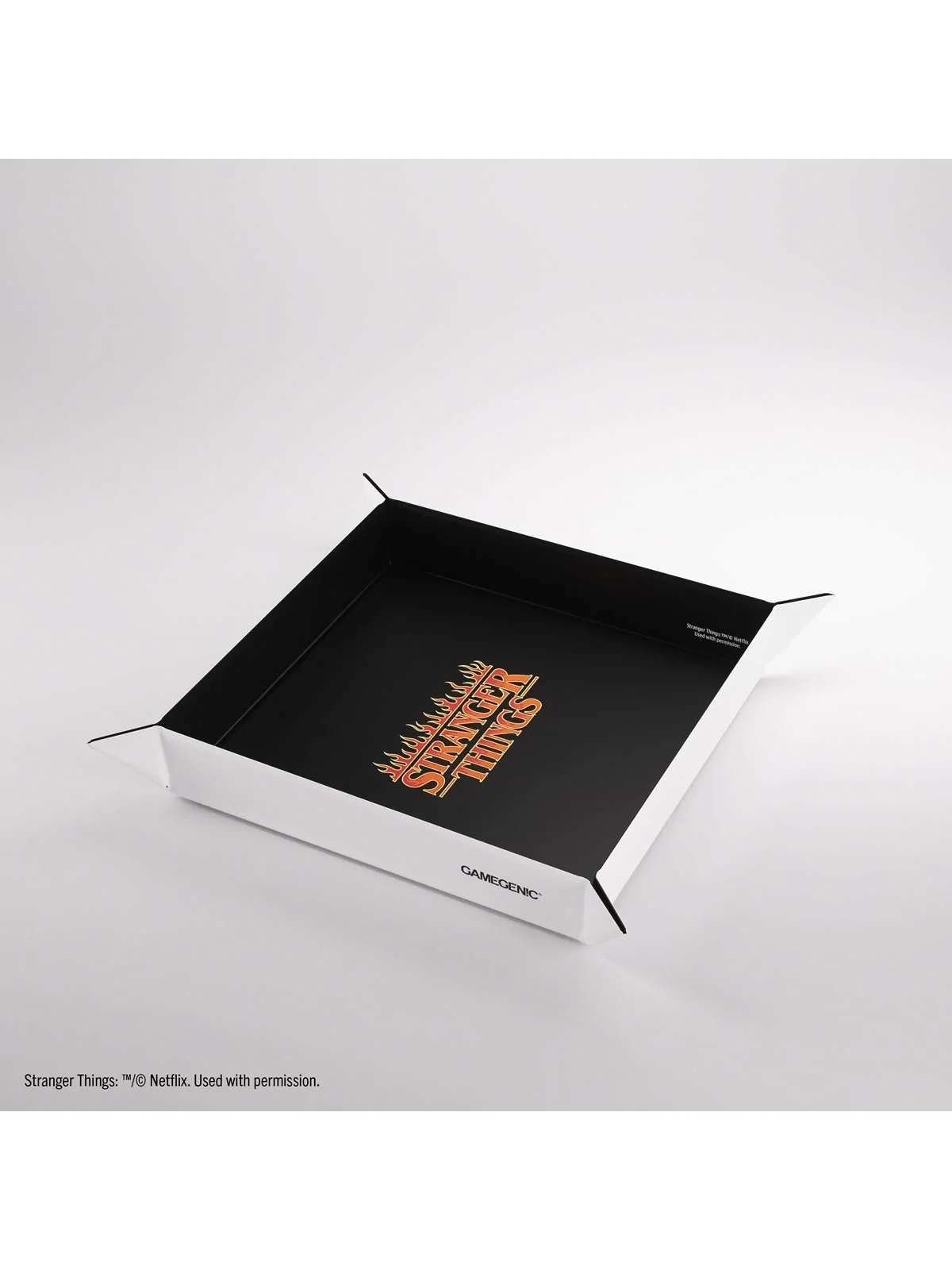 Stranger Things: Hellfire Club Magnetic Dice Tray de Gamegenic en Otros | La Cueva Roja