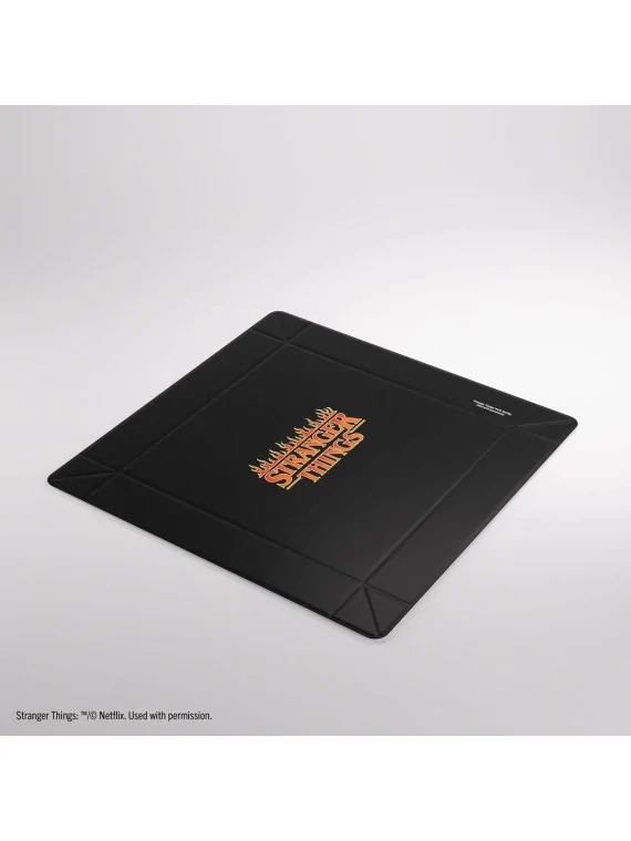 Stranger Things: Hellfire Club Magnetic Dice Tray de Gamegenic en Otros | La Cueva Roja