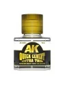 AK Quick Cement Extra Thin (AK12001) de AK Interactive en Materiales | La Cueva Roja